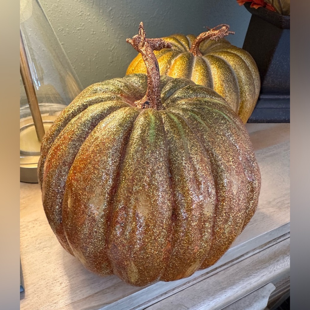 Fall Decor Lot - Picture 2 of 3